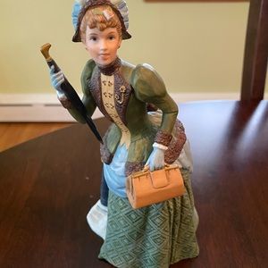 Vintage-Avon’s 1st Rep. Mrs.P.F.E. Albee Figure